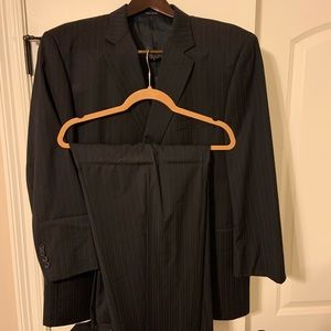 48/43 R Joseph & Feiss Suit